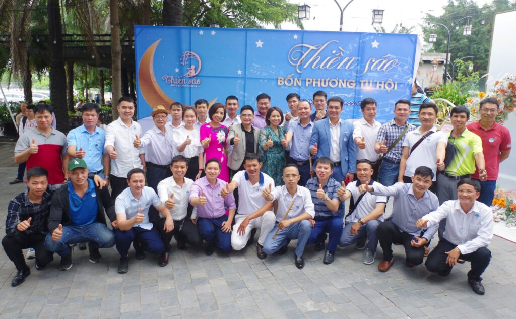 Thầy Bùi Công Thơm sáng lập CLB Thiền Sáo